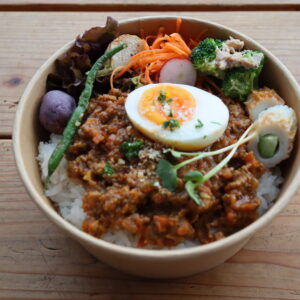 【ちよ吉】オムキーマカレー弁当
